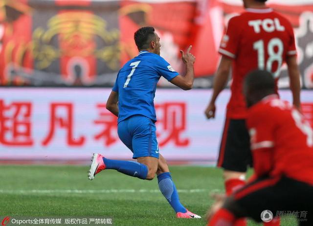 曼联2-1再次领先。
